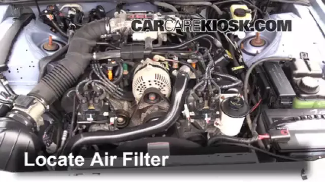 1997 Ford Thunderbird LX 4.6L V8 Air Filter (Engine) Replace